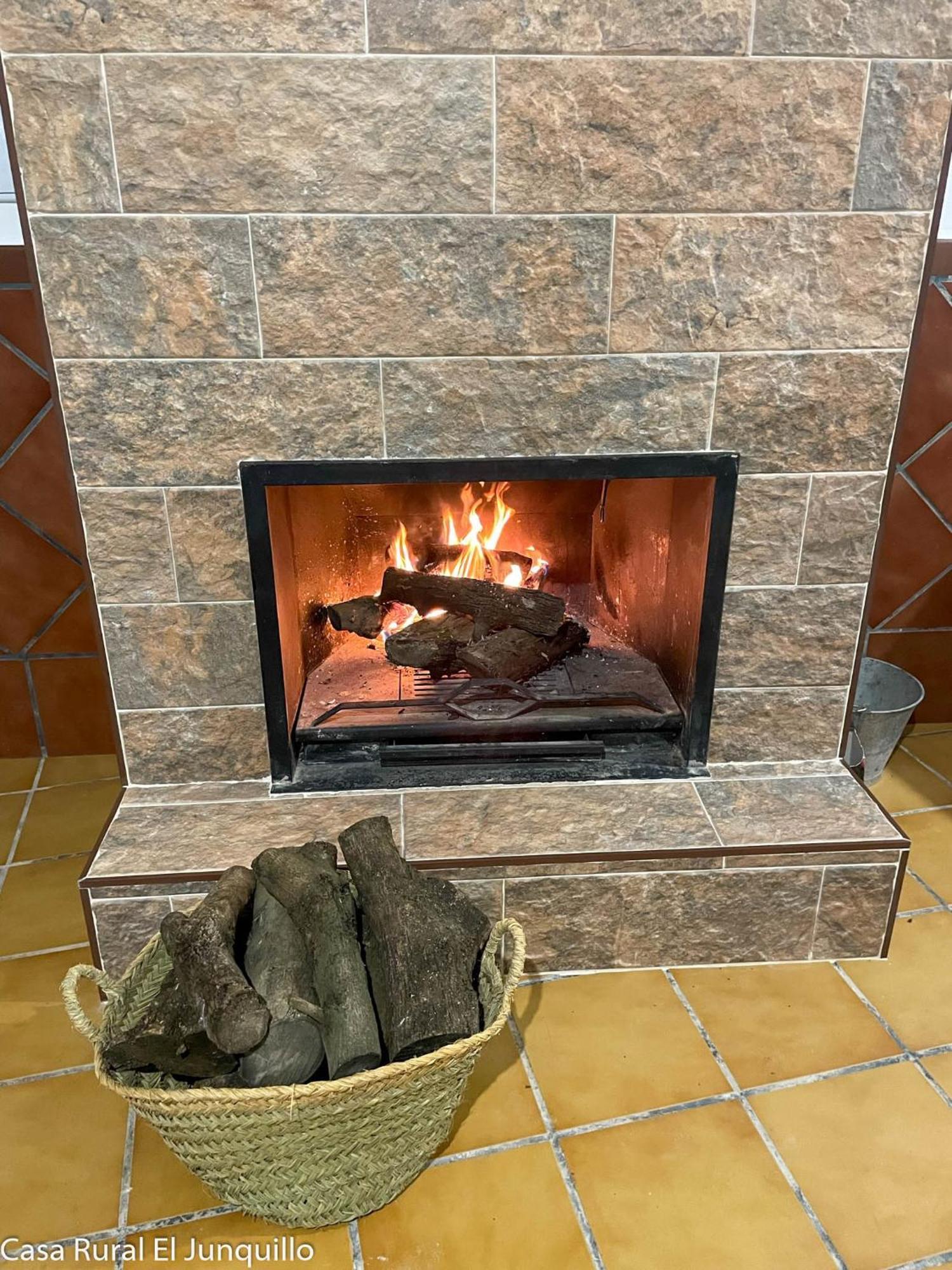 Casa Rural El Junquillo Cuevas De San Marcos 外观 照片
